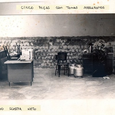 Cinco Peças Com Temas Sobrepostos
